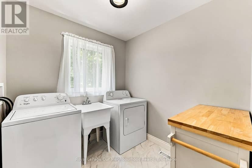 13985 Dundonald Road — photo 31 of 40