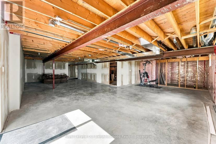 13985 Dundonald Road — photo 34 of 40