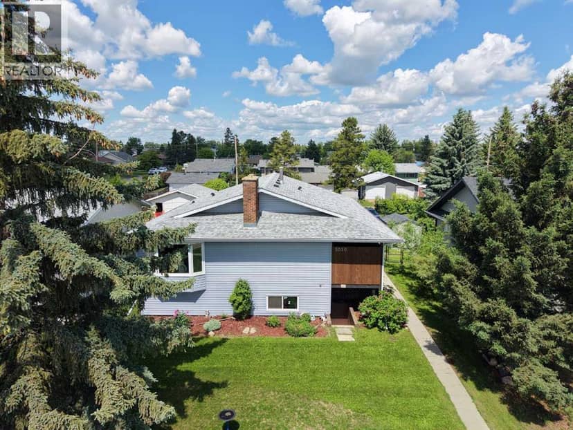 5020 61 Avenue Close, Ponoka