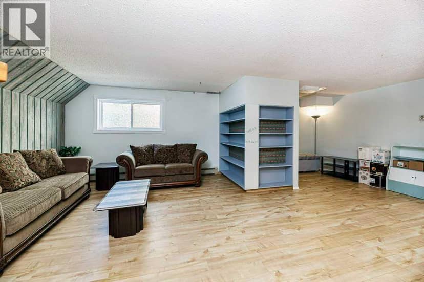 5020 61 Avenue Close — photo 30 of 40