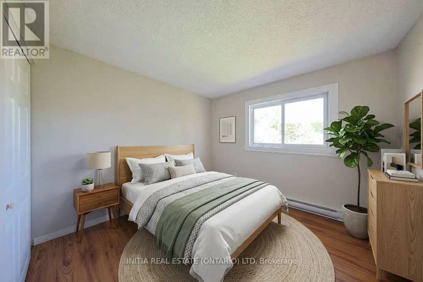 253 Hampton Avenue — photo 18 of 27