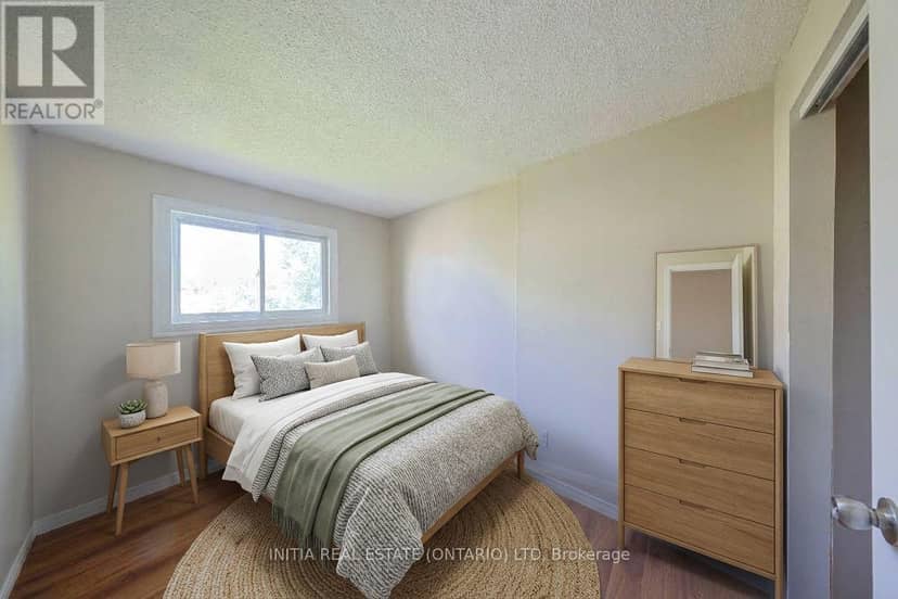 253 Hampton Avenue — photo 21 of 27