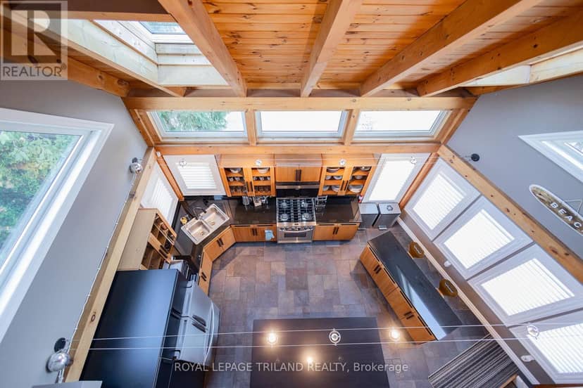 42 Lakeside Circle — photo 16 of 40