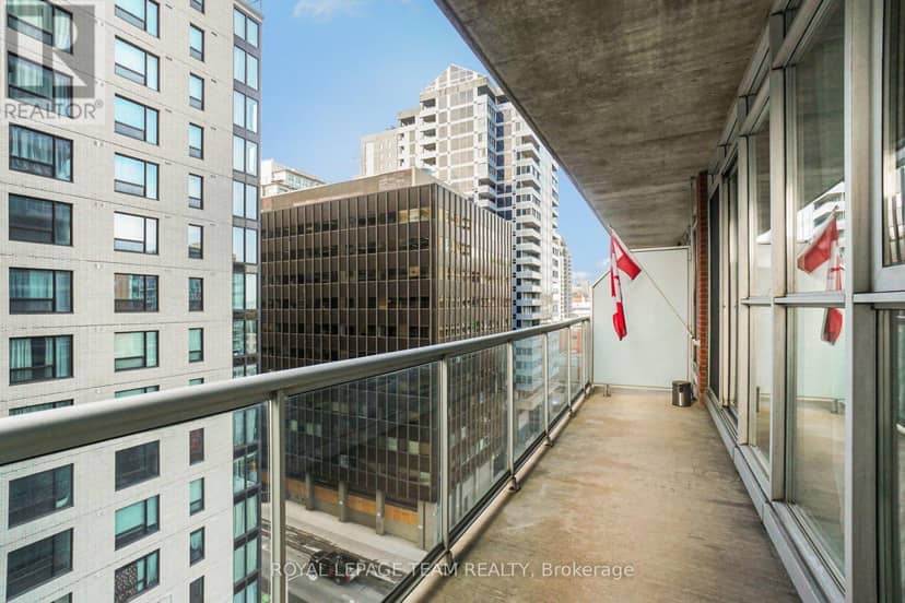 1005 - 179 George Street — photo 10 of 17