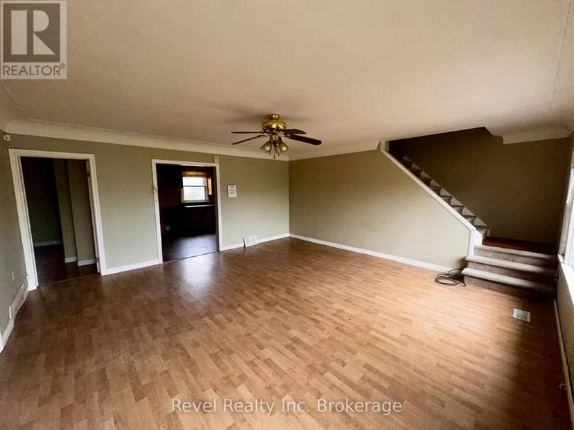 8 Trailaine Road — photo 13 of 40
