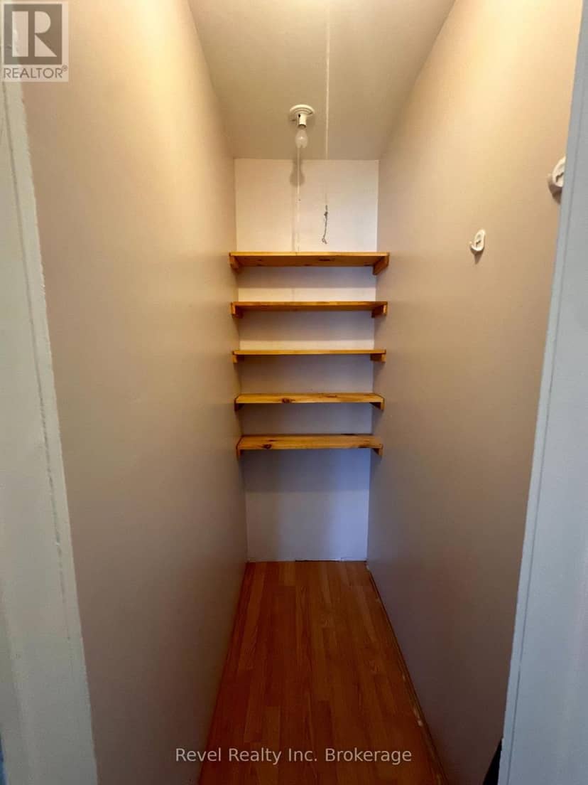 8 Trailaine Road — photo 15 of 40
