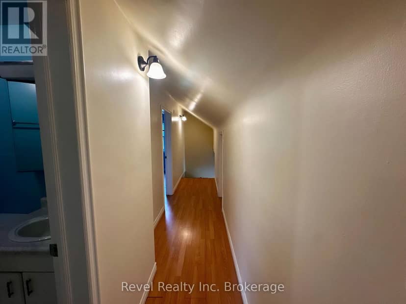 8 Trailaine Road — photo 22 of 40