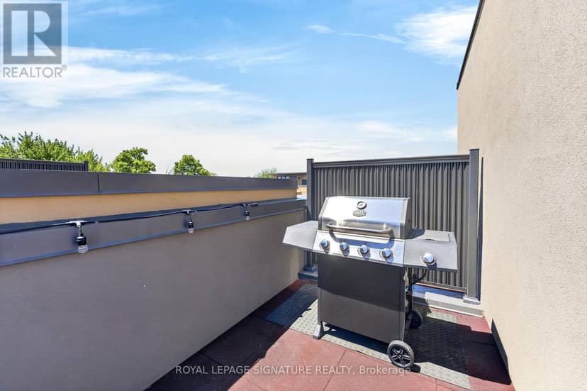 56 - 28 Curlew Drive — photo 17 of 18