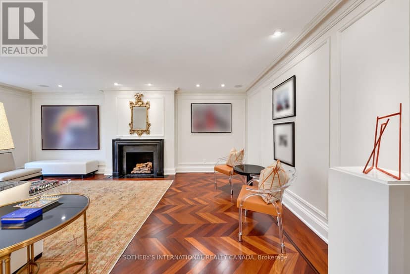 15 Alexandra Wood — photo 10 of 40