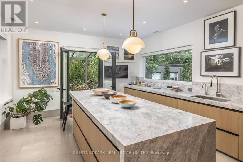 2 - 78 Crescent Road — photo 14 of 37