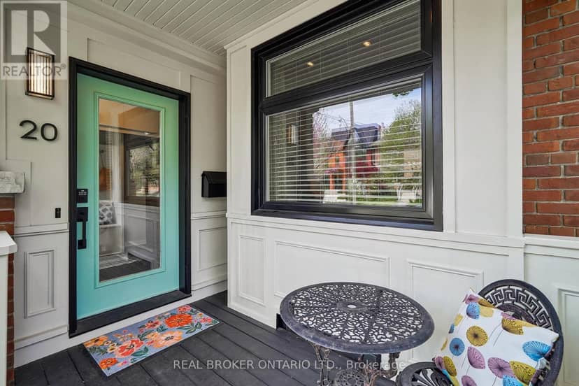 20 Brookmount Road, Toronto, photo 2