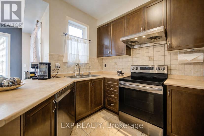 76 Ford Wilson Boulevard — photo 13 of 40