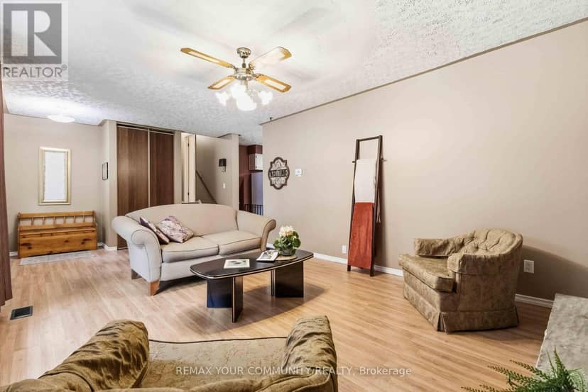 5 Medina Square — photo 10 of 40
