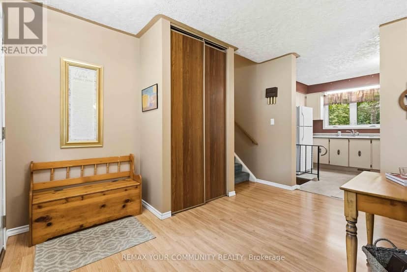 5 Medina Square — photo 11 of 40