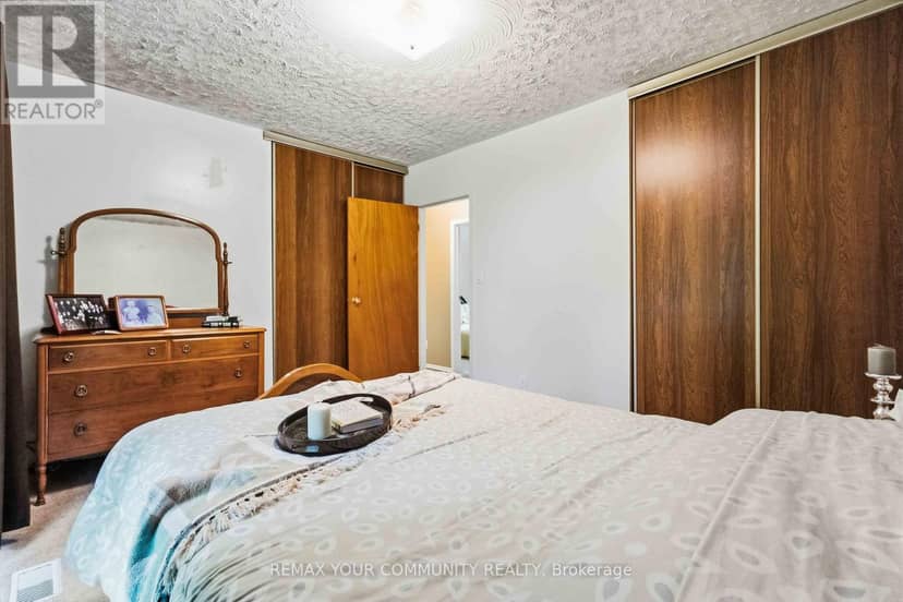 5 Medina Square — photo 24 of 40