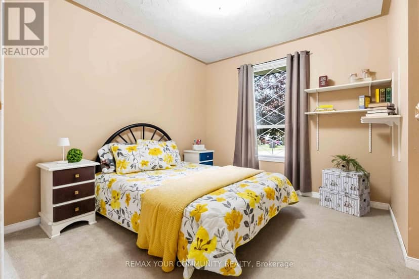 5 Medina Square — photo 28 of 40