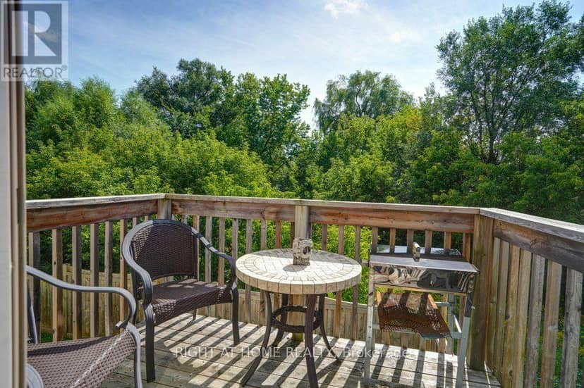 6 Plowman Lane — photo 9 of 40