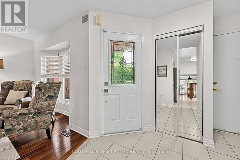 76 Gray Avenue — photo 4 of 37