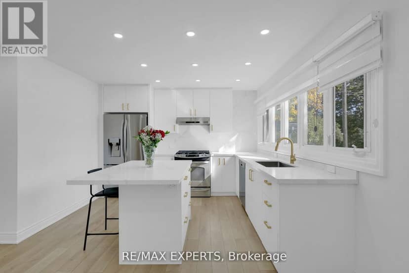 100 Wallasey Avenue, Toronto, photo 6