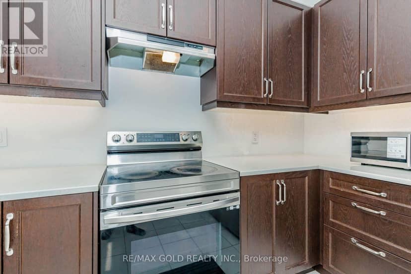 33 Tiger Crescent — photo 19 of 40