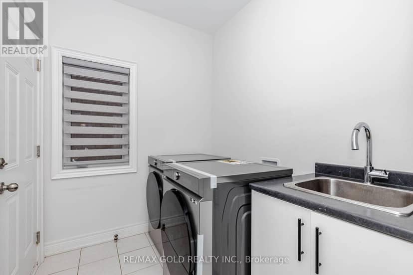 33 Tiger Crescent — photo 21 of 40