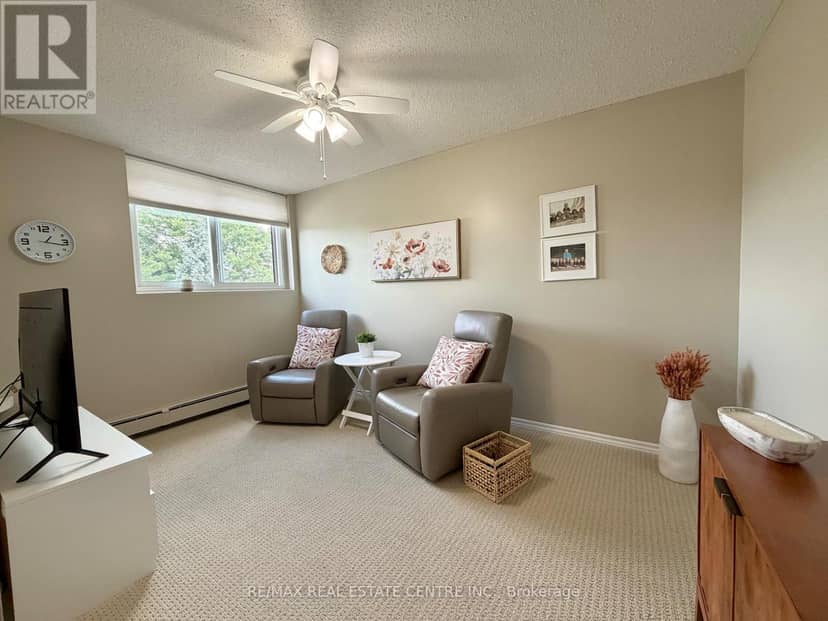 301 - 944 Caledonian View — photo 20 of 28
