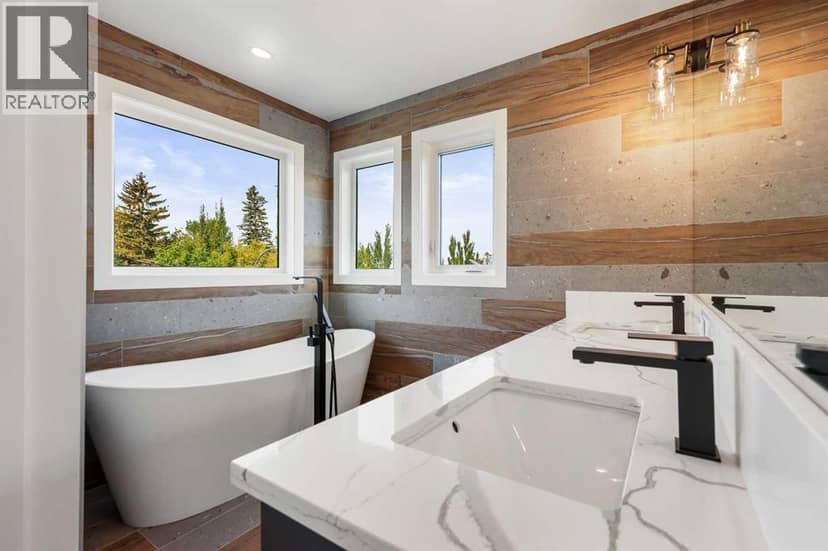 1516 22 Avenue SW — photo 19 of 38