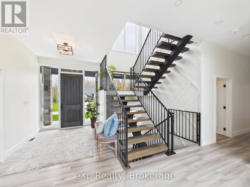 36 Lakeside Woods Crescent — photo 15 of 26