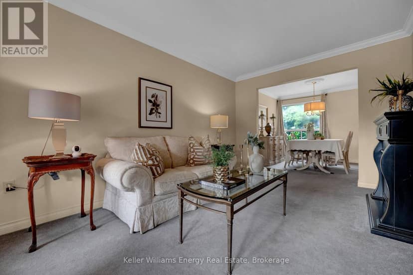 276 Andrew Street — photo 11 of 40