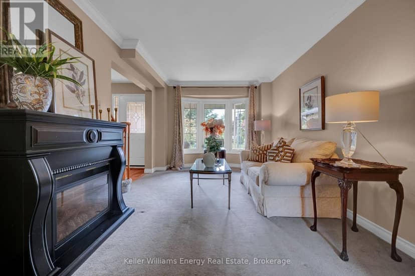 276 Andrew Street — photo 13 of 40