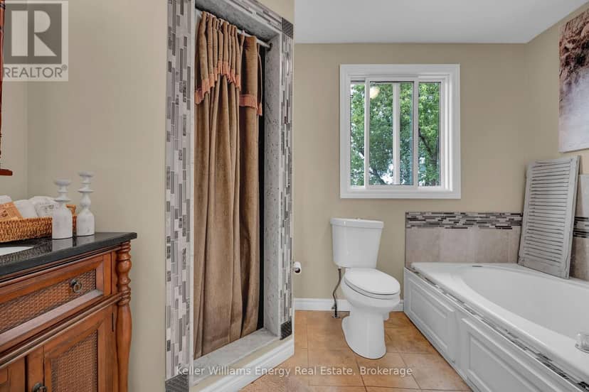 276 Andrew Street — photo 33 of 40