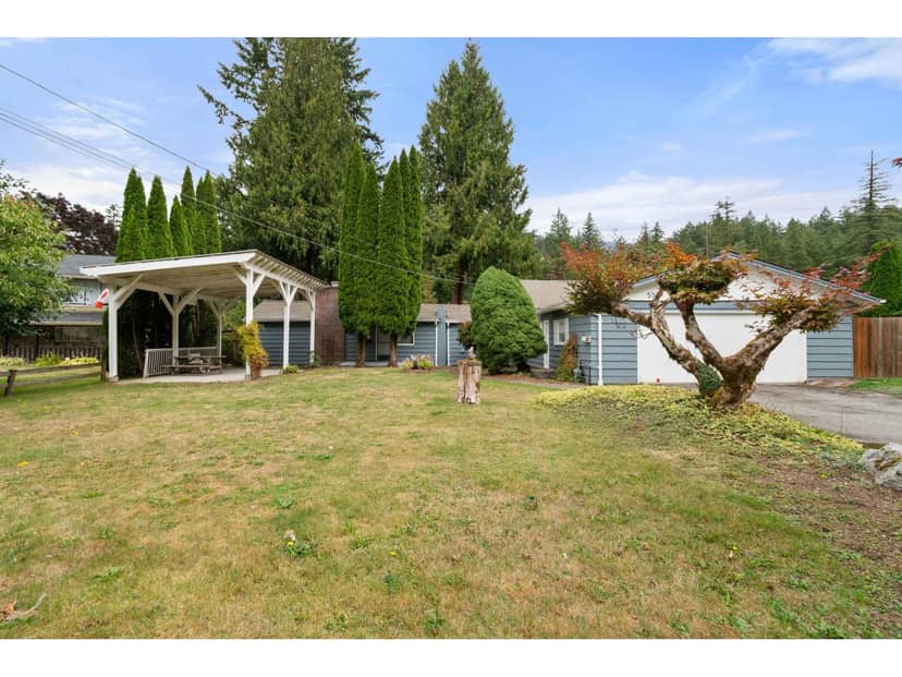 555 GLENAIRE DRIVE, Hope, Hope