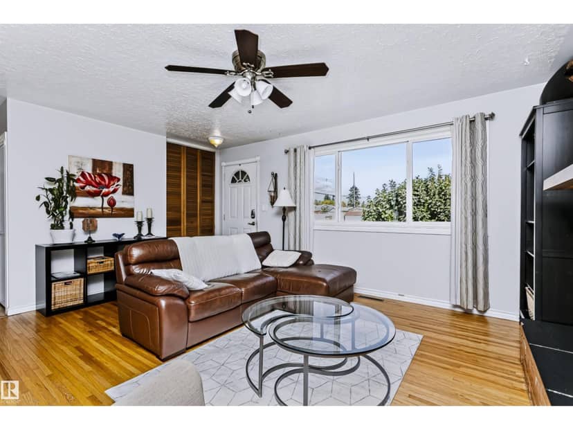 13503 135 AV NW — photo 11 of 40