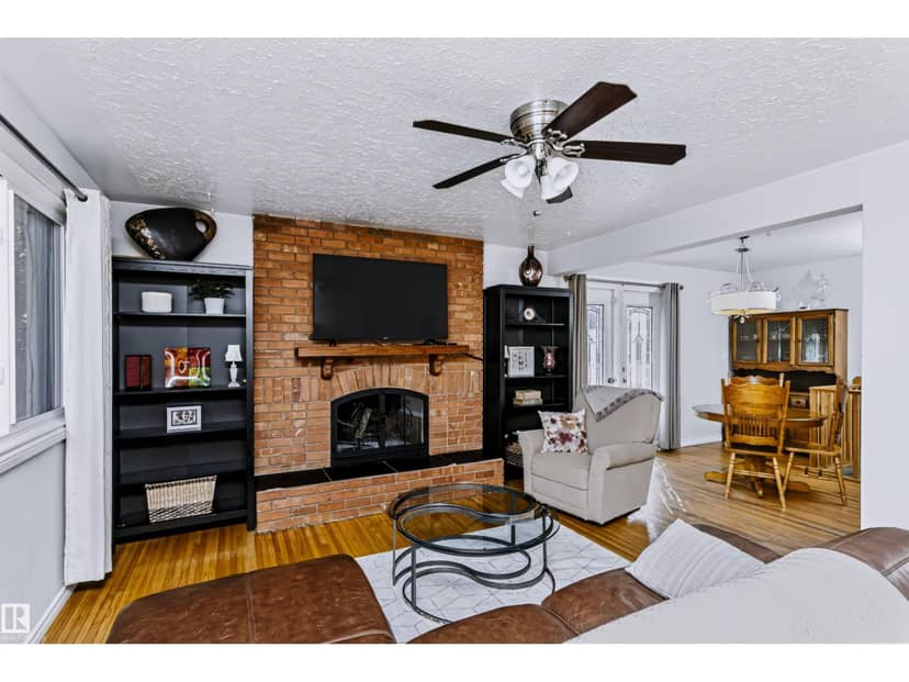 13503 135 AV NW — photo 9 of 40