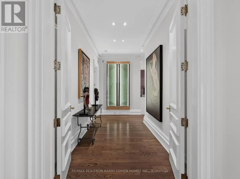 17 Alderbrook Drive, Toronto, photo 8