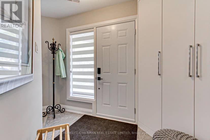 30 Brandy Lane Way — photo 7 of 40