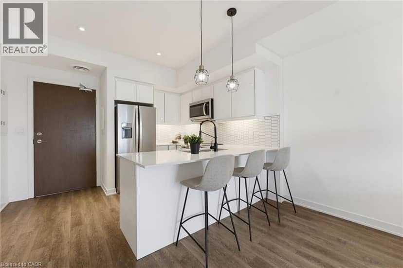 16 MARKLE Crescent Unit# 513 — photo 4 of 28