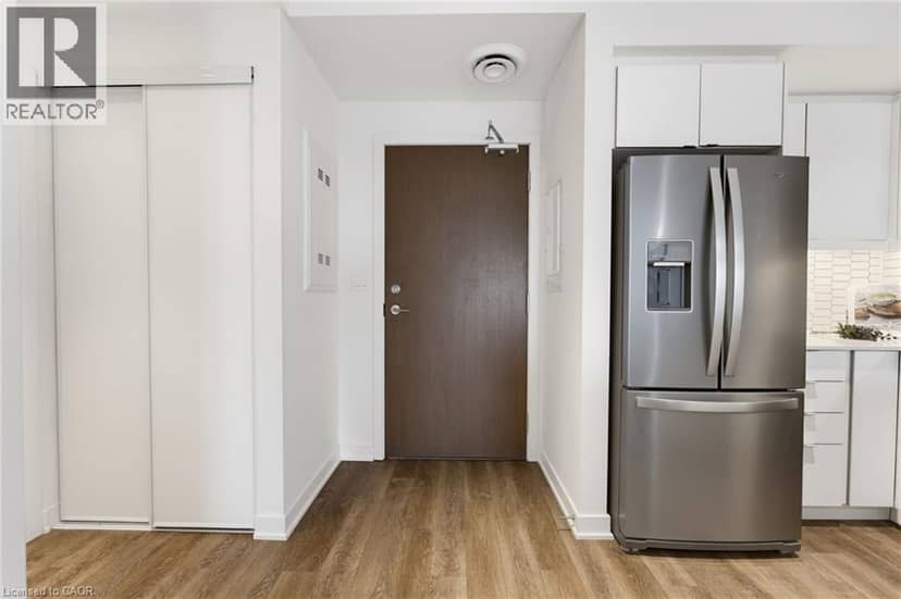 16 MARKLE Crescent Unit# 513 — photo 6 of 28
