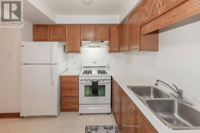 2 Walker Court — photo 12 of 36