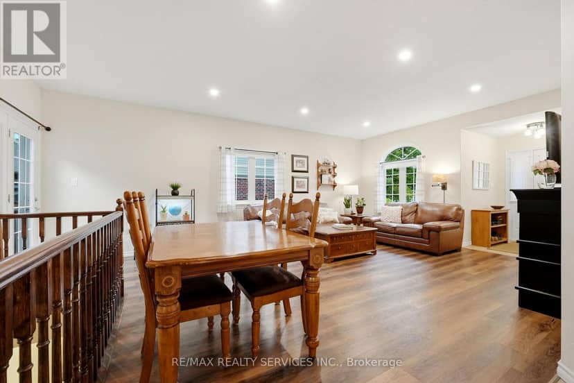 35 Sheffield Street — photo 17 of 40