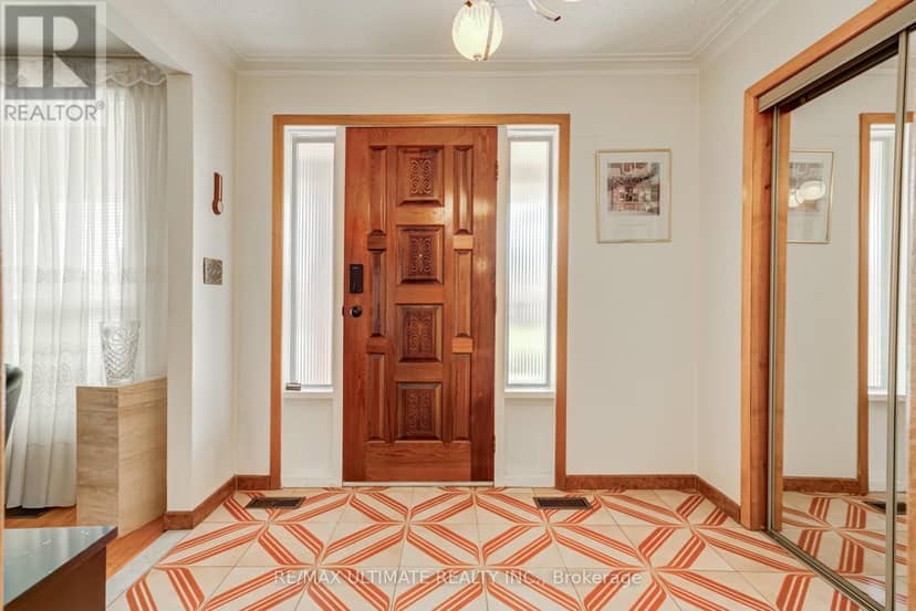 50 Chillery Avenue, Toronto, photo 5