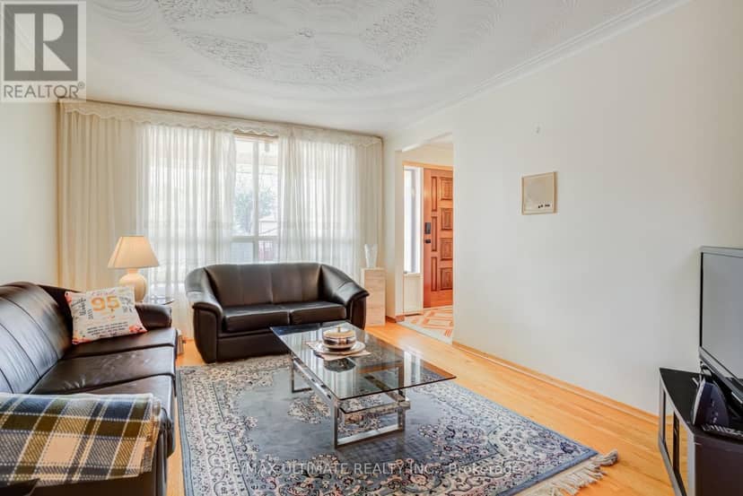 50 Chillery Avenue, Toronto, photo 8