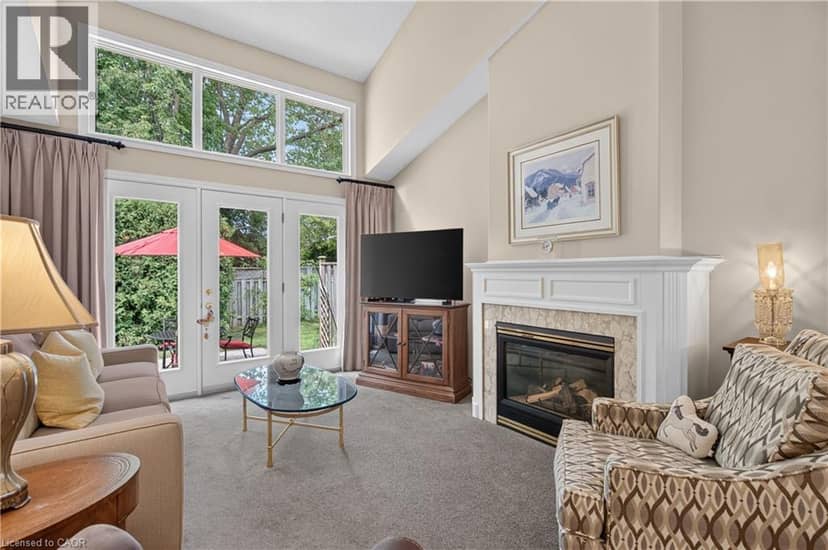 581 DYNES Road Unit# 2 — photo 19 of 40