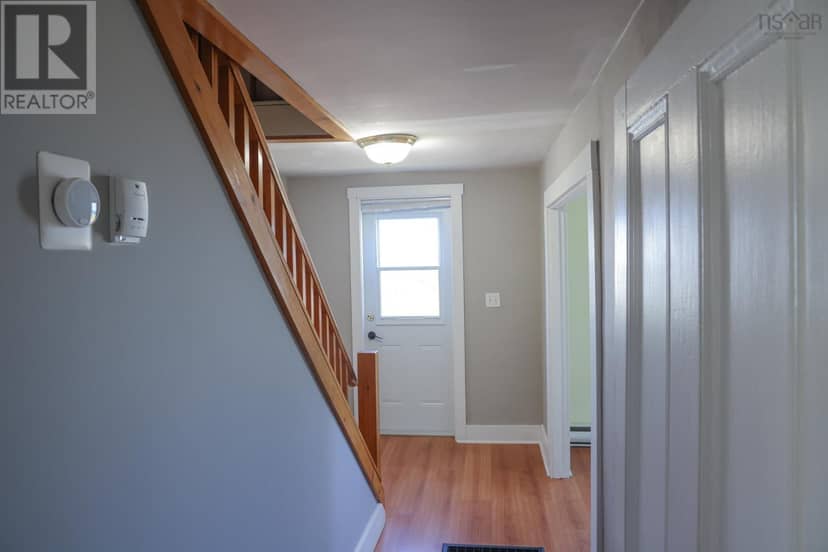 1286 1 Highway — photo 18 of 34