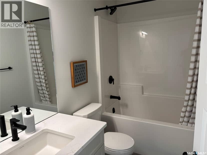 242 Asokanihkew CRESCENT — photo 11 of 17