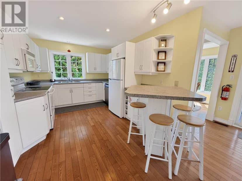 619 Lake Huron Drive — photo 11 of 40