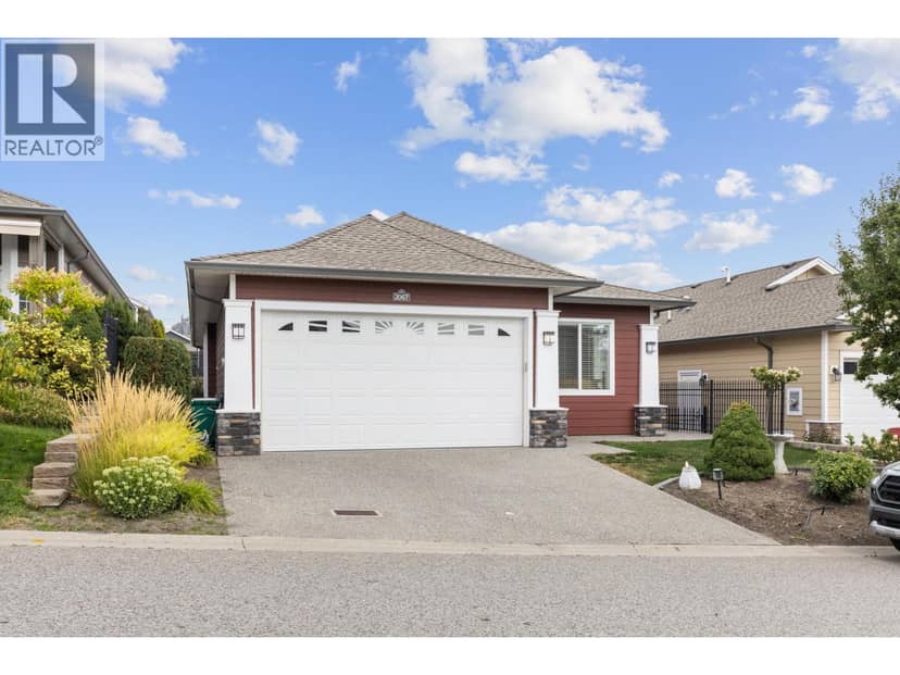2067 Mallard Drive, Westbank, photo 2