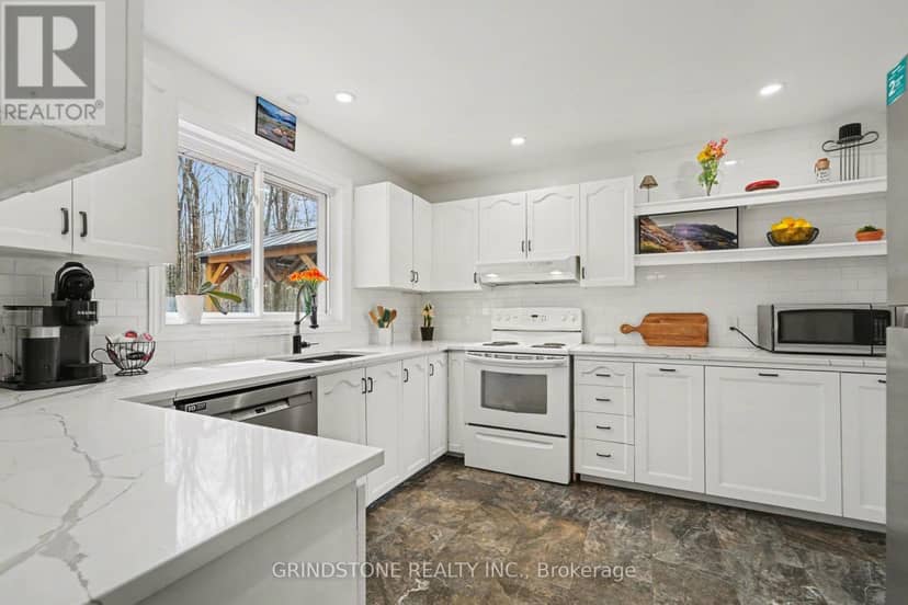 319 Riverwood Drive — photo 12 of 39