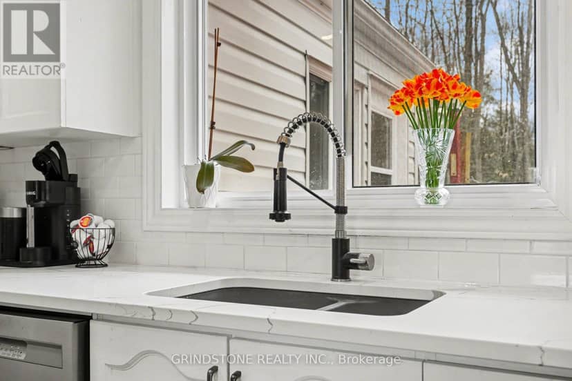 319 Riverwood Drive — photo 13 of 39