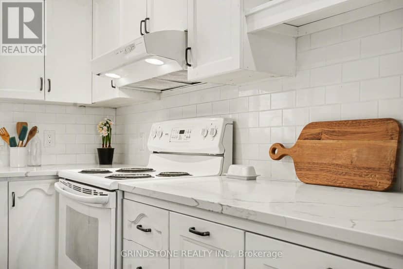 319 Riverwood Drive — photo 15 of 39
